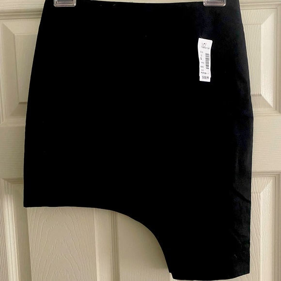 Mini skirt - Picture 1 of 3